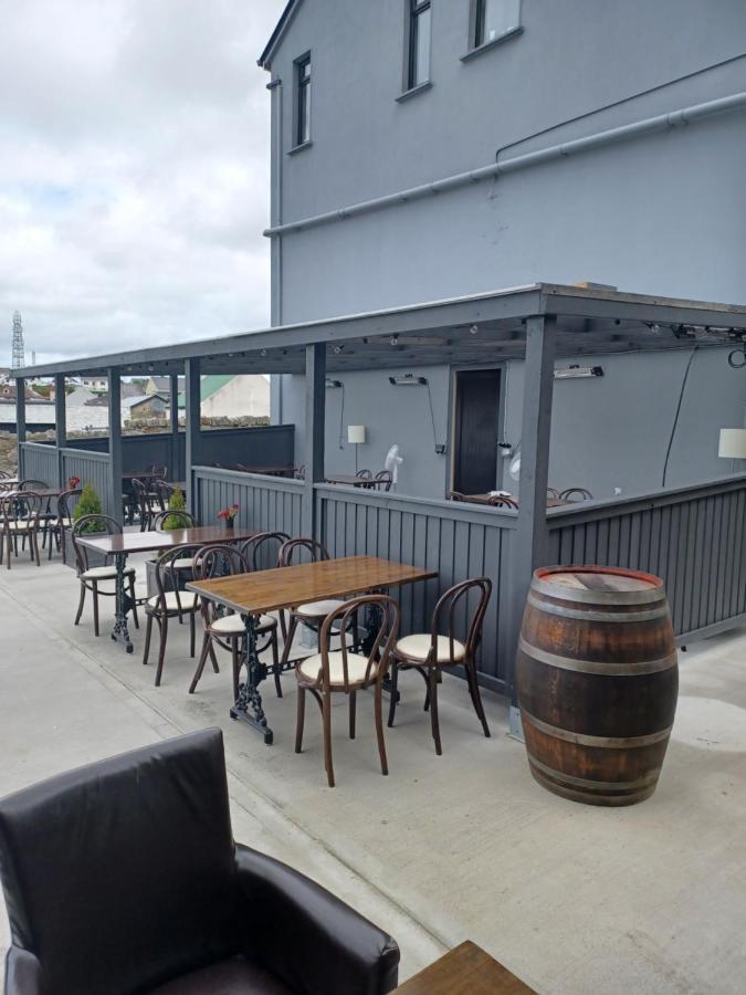 The Midway Bar & Guesthouse Dungloe Exterior foto